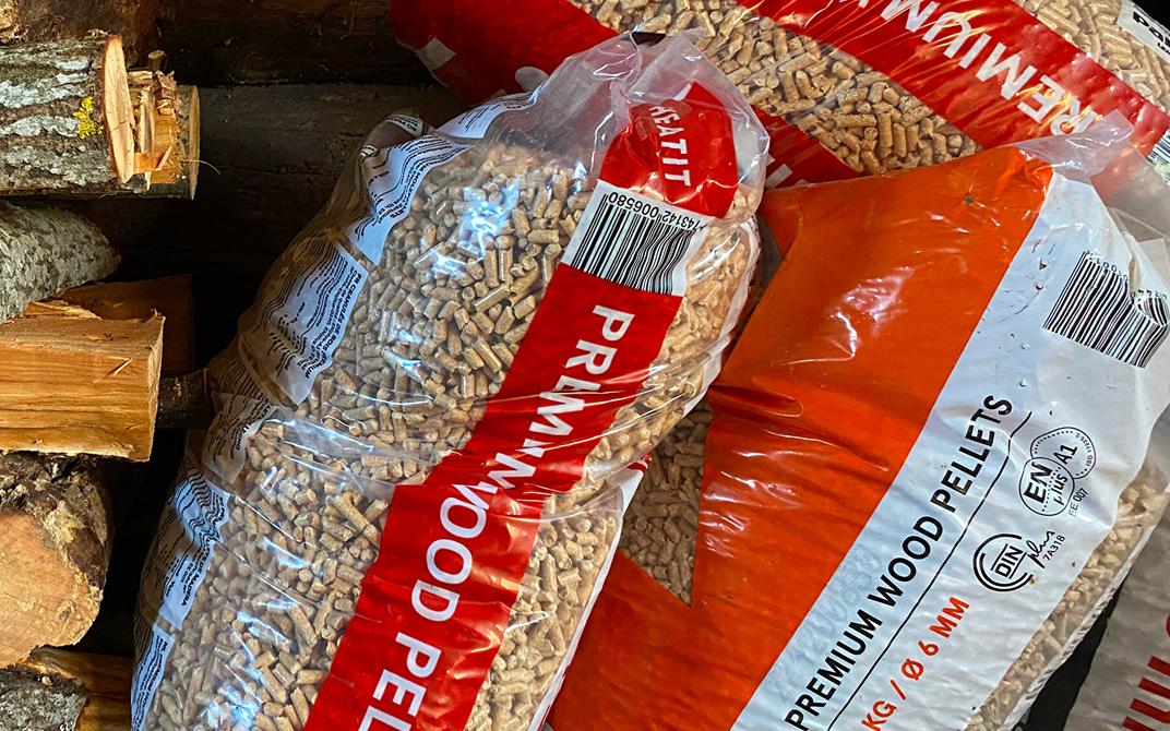 Külm talveilm on tekitamas Eestis puidupelletite puudust ning ka naabermaades suurenenud nõudlus mõjutab hinda Eesti tarbijatele, ütles Eesti Metsa- ja Puidutöö